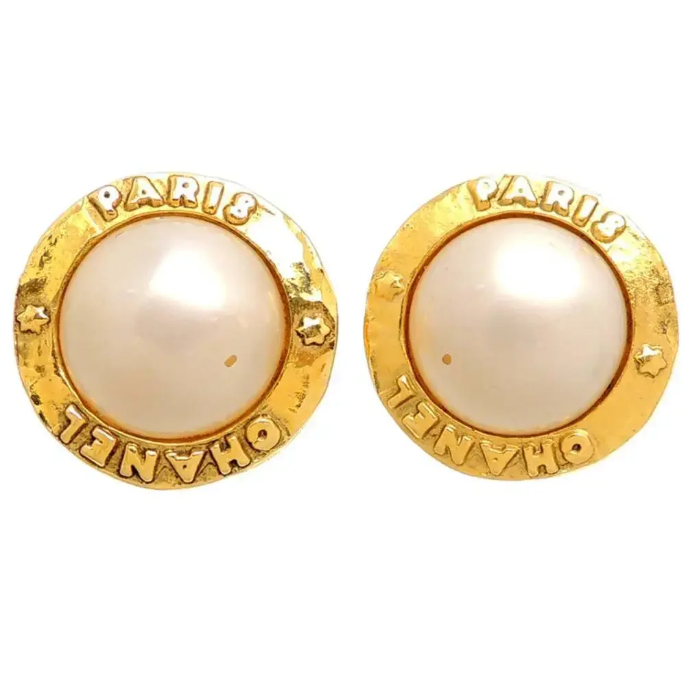 CHANEL Gold Pearl Earrings
